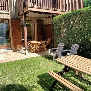 T2 Centre Avec Jardinet , Bagnères-de-Luchon France